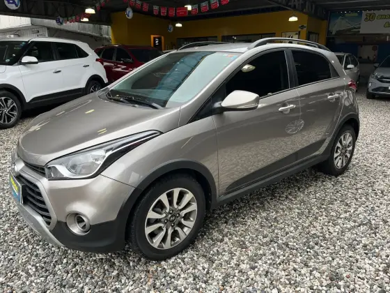 HYUNDAI HB20 1.6 COMFORT PLUS 16V FLEX 4P AUTOMÁTICO HYUNDAI HB20 1.6 COMFORT PLUS 16V FLEX 4P AUTOMÁTICO