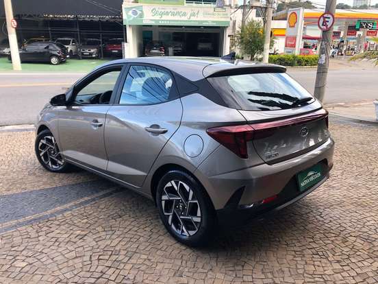 HYUNDAI-HB20-2023