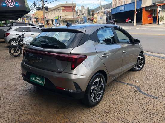 HYUNDAI-HB20-1.0 TGDI FLEX COMFORT AUTOMÁTICO HYUNDAI-HB20-2023