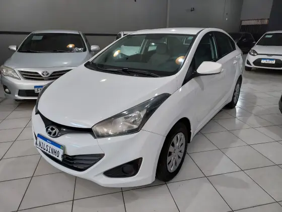 HYUNDAI HB20S 1.6 COMFORT PLUS 16V FLEX 4P MANUAL HYUNDAI HB20S 1.6 COMFORT PLUS 16V FLEX 4P MANUAL