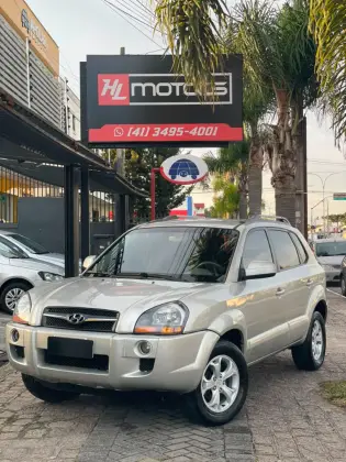 HYUNDAI TUCSON 2.0 MPFI GLS 16V 143CV 2WD GASOLINA 4P AUTOMÁTICO