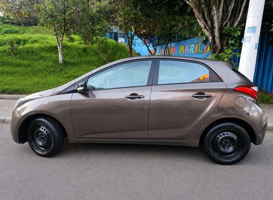 HYUNDAI-HB20-2016
