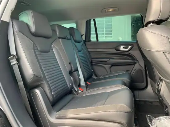 JEEP-COMMANDER-2026