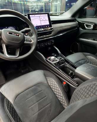 JEEP-COMMANDER-2025