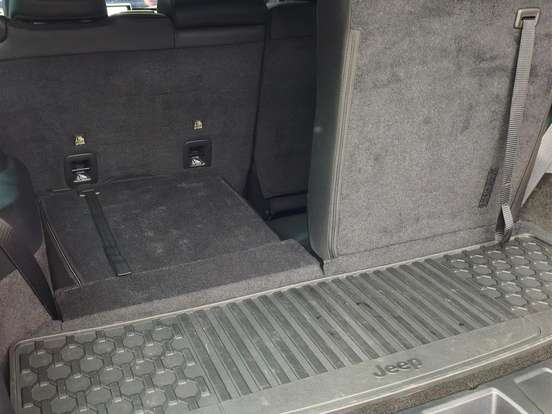 JEEP-COMMANDER-2.0 HURRICANE 4 TURBO GASOLINA BLACKHAWK AT9 JEEP-COMMANDER-2025