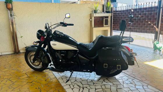 KAWASAKI VULCAN 900 CLASSIC SPECIAL EDITION 
