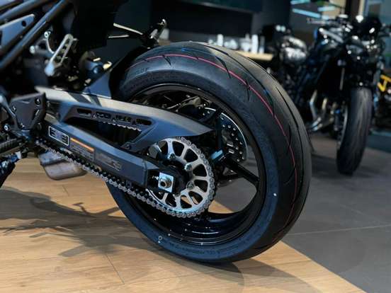 KAWASAKI-Z900 KAWASAKI-Z900-2026