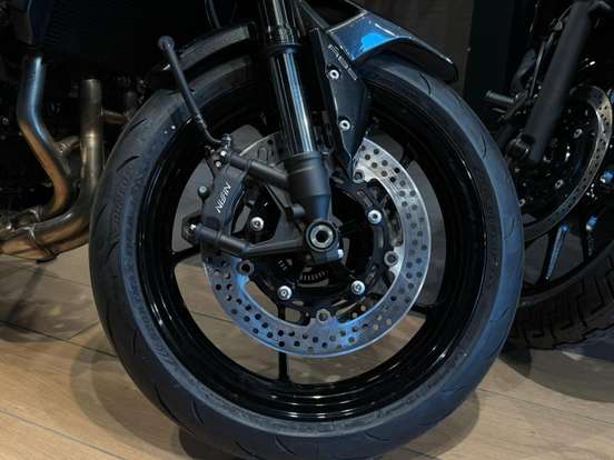 KAWASAKI-Z900-2026