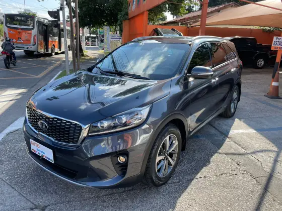 KIA SORENTO 2.4 16V GASOLINA EX 7L AUTOMÁTICO