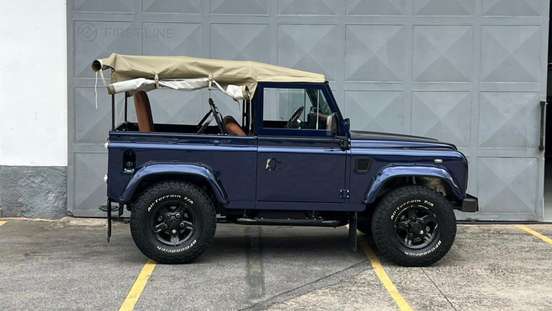 LAND ROVER-DEFENDER-2001