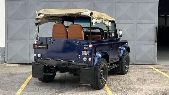 LAND ROVER-DEFENDER-2001
