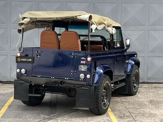 LAND ROVER-DEFENDER-2.5 90 CSW 4X4 TURBO INTERCOOLER DIESEL 2P MANUAL LAND ROVER-DEFENDER-2001