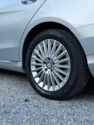 MERCEDES-BENZ-C 200-2.0 CGI AVANTGARDE 16V GASOLINA 4P AUTOMÁTICO MERCEDES-BENZ-C 200-2017