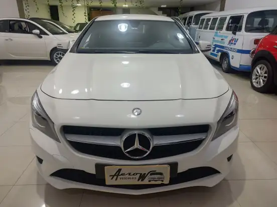 MERCEDES-BENZ-CLA 200-1.6 URBAN 16V FLEX 4P AUTOMÁTICO MERCEDES-BENZ-CLA 200-2015