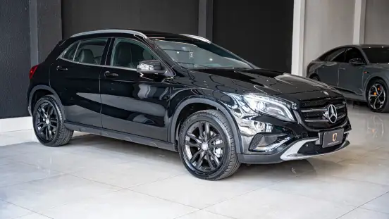 MERCEDES-BENZ-GLA 200-1.6 CGI VISION 16V TURBO FLEX 4P AUTOMÁTICO MERCEDES-BENZ-GLA 200-2015