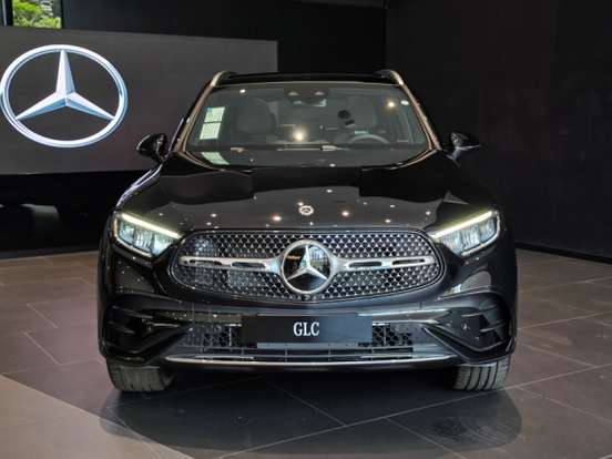MERCEDES-BENZ-GLC 300-2025