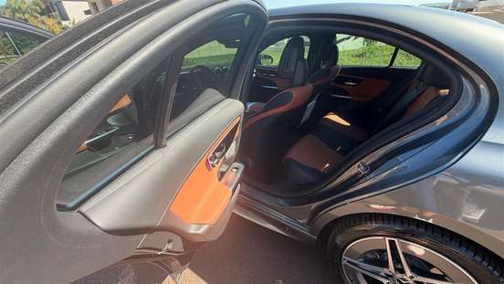 MERCEDES-BENZ-C 200-2024