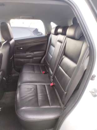 MITSUBISHI-ASX-2011