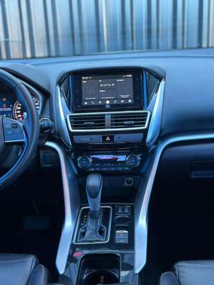 MITSUBISHI-ECLIPSE CROSS-2021