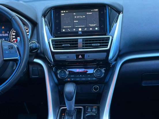 MITSUBISHI-ECLIPSE CROSS-1.5 MIVEC TURBO GASOLINA HPE CVT MITSUBISHI-ECLIPSE CROSS-2021