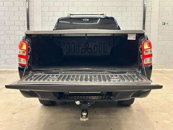 MITSUBISHI-L200 TRITON-2.4 16V TURBO DIESEL SPORT GLS CD 4P 4X4 AUTOMÁTICO MITSUBISHI-L200 TRITON-2019
