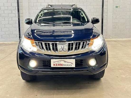 MITSUBISHI-L200 TRITON-2.4 16V TURBO DIESEL SPORT GLS CD 4P 4X4 AUTOMÁTICO MITSUBISHI-L200 TRITON-2019