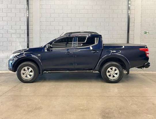 MITSUBISHI-L200 TRITON-2019