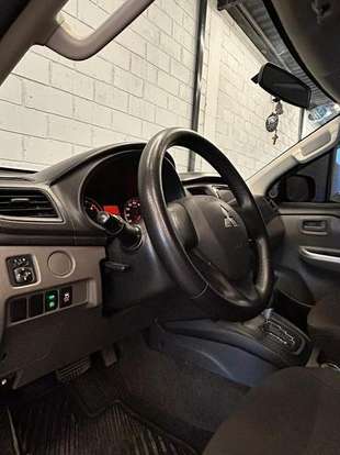 MITSUBISHI-L200 TRITON-2019