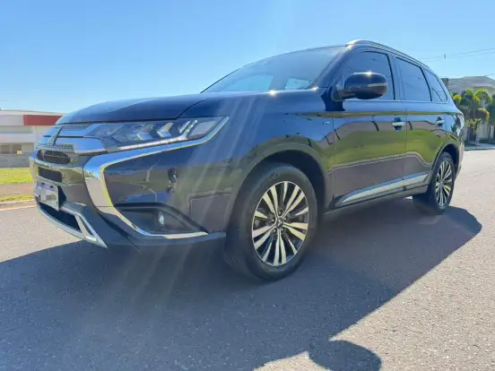 MITSUBISHI-OUTLANDER-3.0 MIVEC V6 GASOLINA HPE-S AWD AUTOMÁTICO MITSUBISHI-OUTLANDER-2020