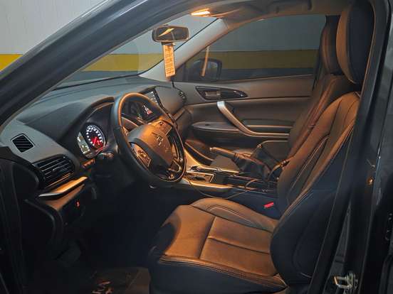 MITSUBISHI-ECLIPSE CROSS-1.5 MIVEC TURBO GASOLINA RUSH CVT MITSUBISHI-ECLIPSE CROSS-2024