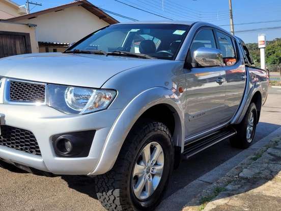 MITSUBISHI-L200 TRITON-2011