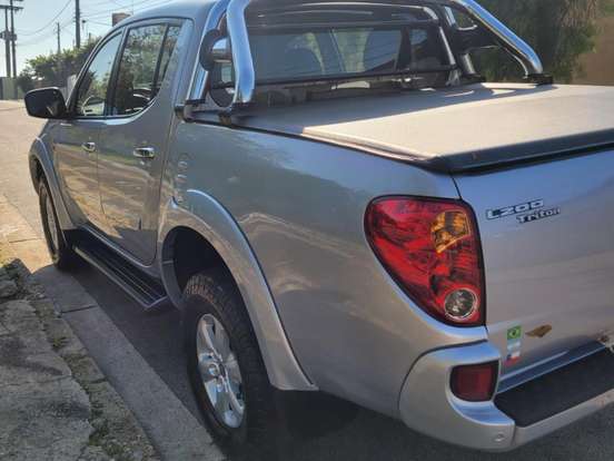 MITSUBISHI-L200 TRITON-3.2 HPE 4X4 CD 16V TURBO INTERCOOLER DIESEL 4P MANUAL MITSUBISHI-L200 TRITON-2011