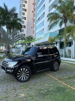 MITSUBISHI-PAJERO-2018