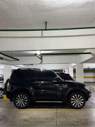 MITSUBISHI-PAJERO-2018