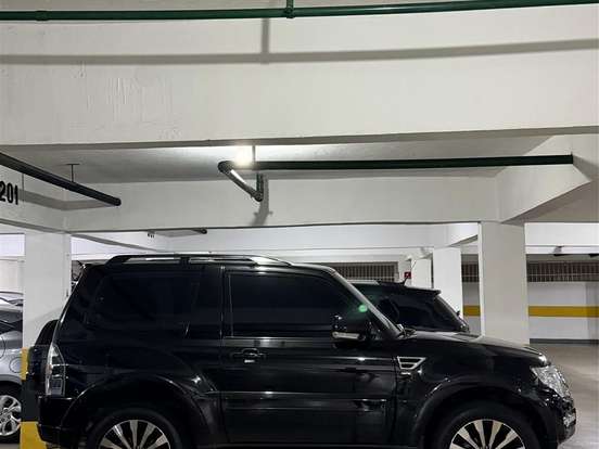 MITSUBISHI-PAJERO-3.2 HPE 4X4 7 LUGARES 16V TURBO INTERCOOLER DIESEL 4P AUTOMÁTICO MITSUBISHI-PAJERO-2018