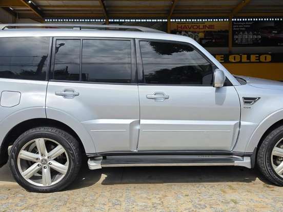 MITSUBISHI-PAJERO FULL-3.2 HPE 4X4 16V TURBO INTERCOOLER DIESEL 4P AUTOMÁTICO MITSUBISHI-PAJERO FULL-2014