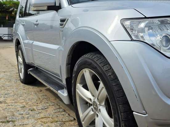 MITSUBISHI-PAJERO FULL-3.2 HPE 4X4 16V TURBO INTERCOOLER DIESEL 4P AUTOMÁTICO MITSUBISHI-PAJERO FULL-2014