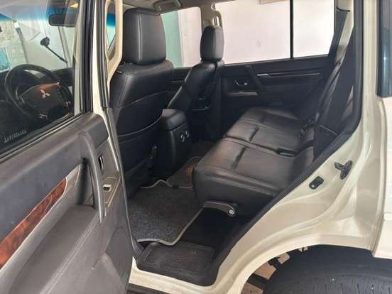 MITSUBISHI-PAJERO FULL-2012