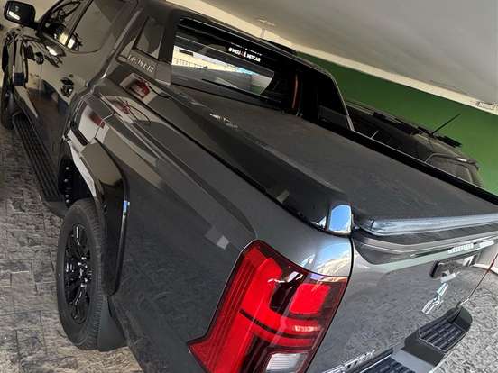 MITSUBISHI-TRITON-2.4 BITURBO DIESEL CD KATANA SR80 4X4 AUTOMÁTICO MITSUBISHI-TRITON-2025