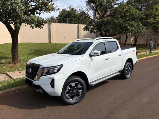 NISSAN FRONTIER 2.3 16V TURBO DIESEL XE CD 4X4 AUTOMÁTICO