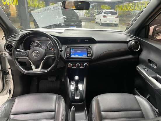 NISSAN-KICKS-2018
