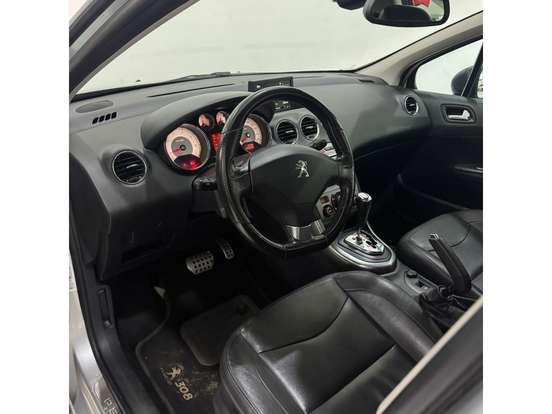 PEUGEOT-308-2015