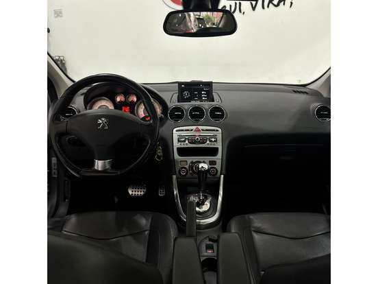 PEUGEOT-308-2015