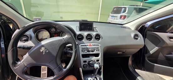PEUGEOT-308-2011