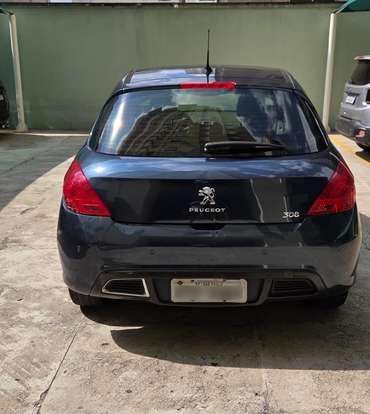 PEUGEOT-308-2011