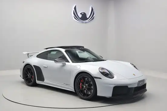 PORSCHE-911-2025