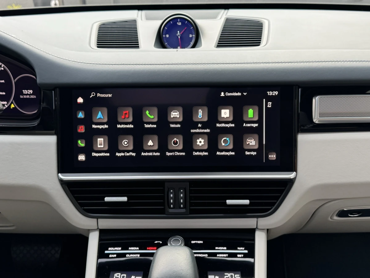 Porsche Cayenne — foto 17