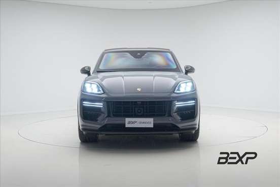 PORSCHE-CAYENNE-2025