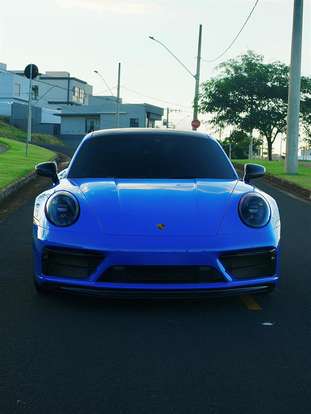 PORSCHE-911-2023