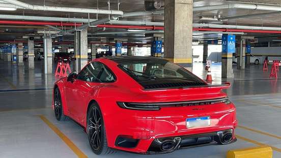 PORSCHE-911-2023